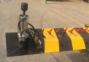 【電動破胎器仁為毛尖液壓路障機系列蘇州路障設(shè)備】-