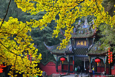 青城山-都江堰景區(qū)12月25日免費(fèi)開(kāi)放 7萬(wàn)張門(mén)票開(kāi)啟網(wǎng)絡(luò)預(yù)約